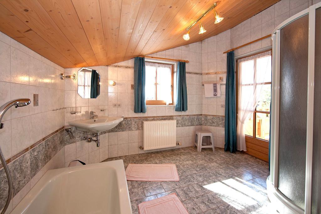 Hauser's Ferienhof Hart im Zillertal Zimmer foto